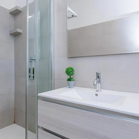 Free Park Hapton House Trento 19 1 Easy To Venice Apartment